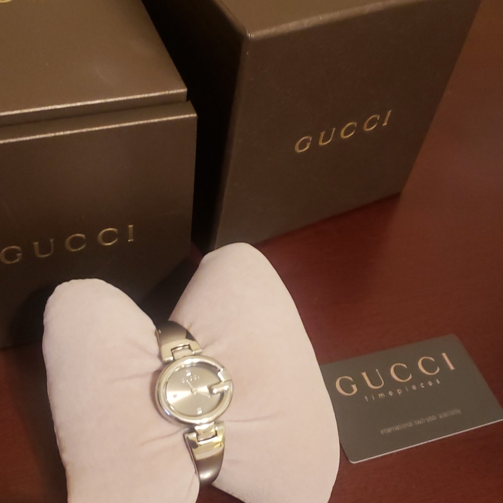 Gucci watch - Picture 1 of 6